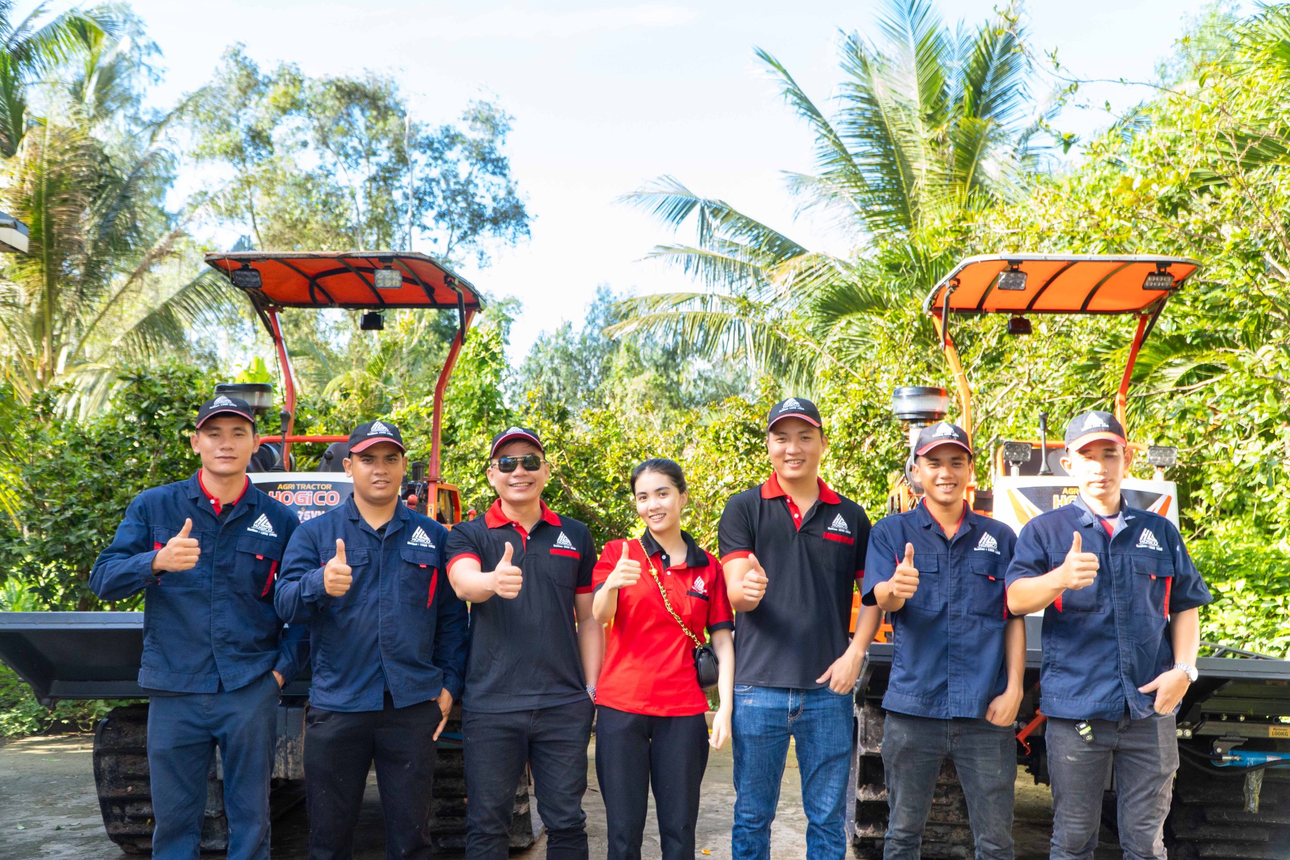 Đội ngũ HOGICO cùng bà con Thạnh Trị trong sự kiện "Trải Nghiệm Lái Thử - Nhận Ngay Ưu Đãi"  diễn ra ngày 27/08/2024.